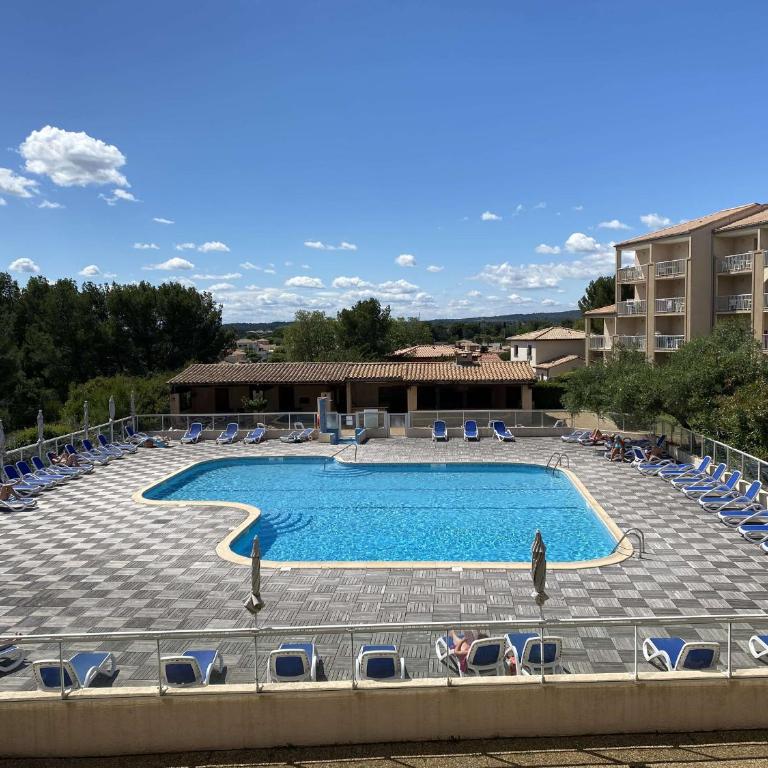 Studio avec Terrasse et Piscine, Parking Inclus - FR-1-553-285 - Studio - 10