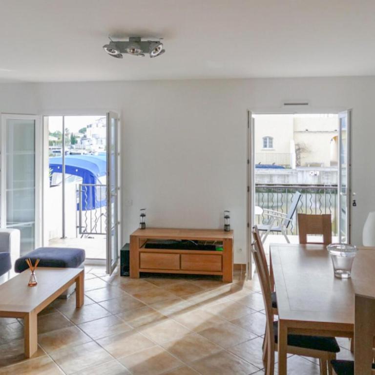 Cozy Home In Aigues-Mortes With House Sea View - Ferienhaus mit 3 Schlafzimmern - 3