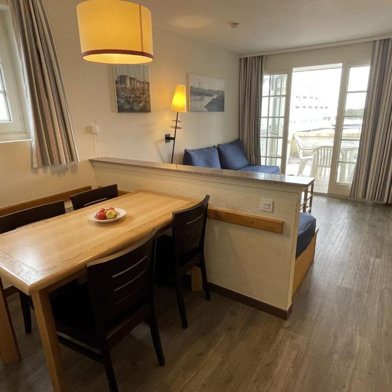 Appartement 4 pers à Arzon, piscine et parking, proche plage et port - FR-1-775-21 - Appartement - 4