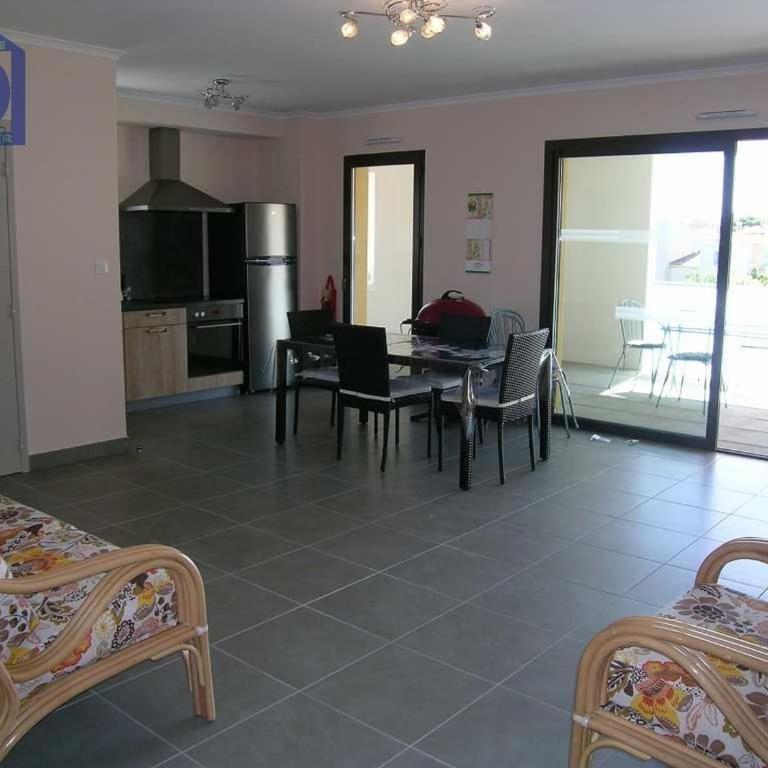 Appartement climatisé 4 pers avec garage, proche plage & centre-ville - FR-1-781-82 - Apartamento - 4