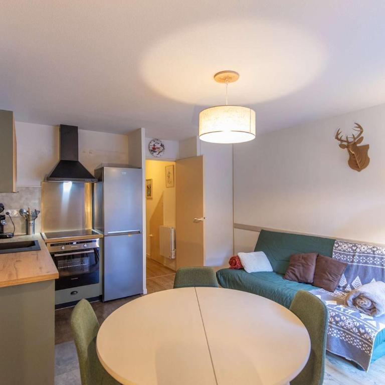 Duplex rénové T3 proche centre de Cauterets - FR-1-401-312 - Appartement - 2