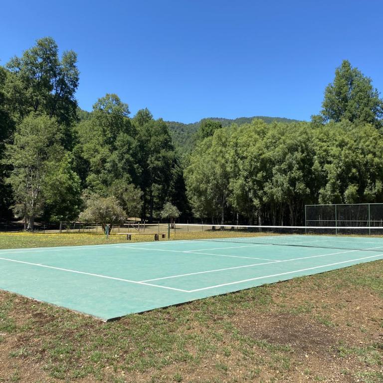 Cabaña Grande - Acceso directo a playa lago Caburgua y cancha de tenis - direct access Beach in Caburgua Lake and tenis court - Huincalafquen - Casa de 5 dormitorios - 19