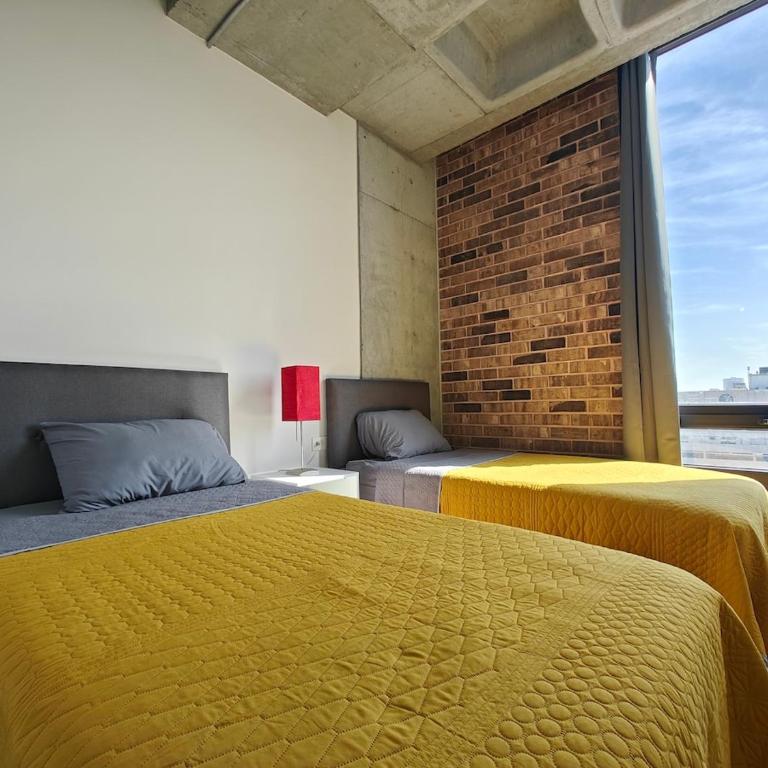 Lux 2 BR apartment, swimming pool, gym and free parking spot in downtown Monterrey - Three-Bedroom Apartment - 23