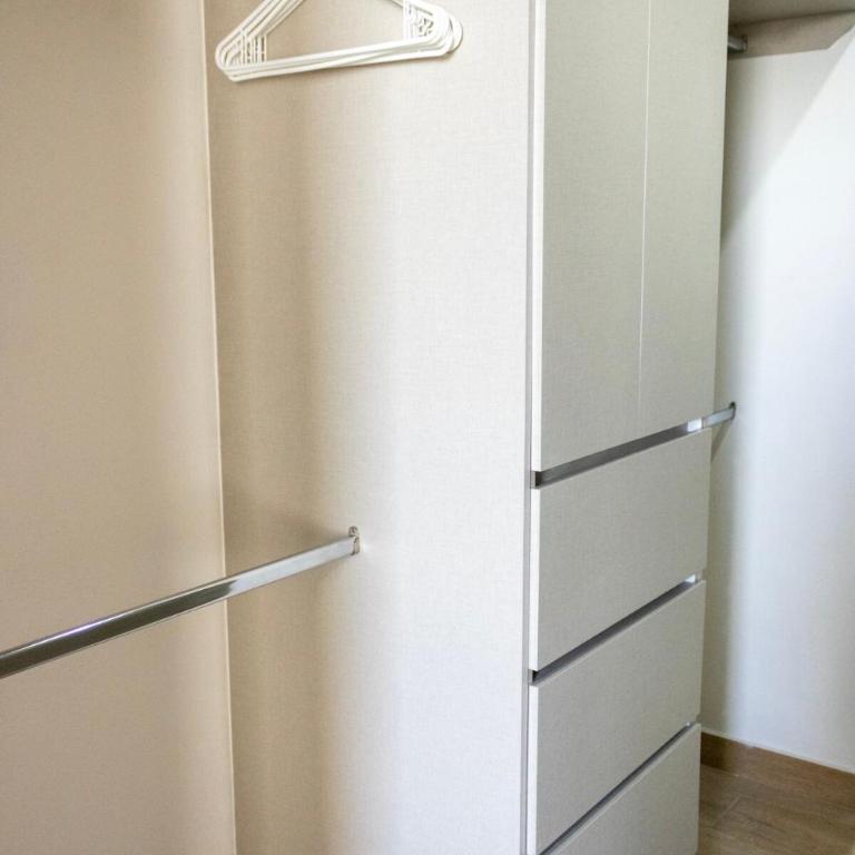 Lux 2 BR apartment, swimming pool, gym and free parking spot in downtown Monterrey - Three-Bedroom Apartment - 34