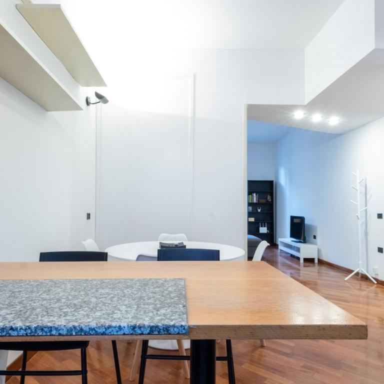 Stylish Brera Apartment - Appartamento con 2 Camere da Letto e Balcone - 12