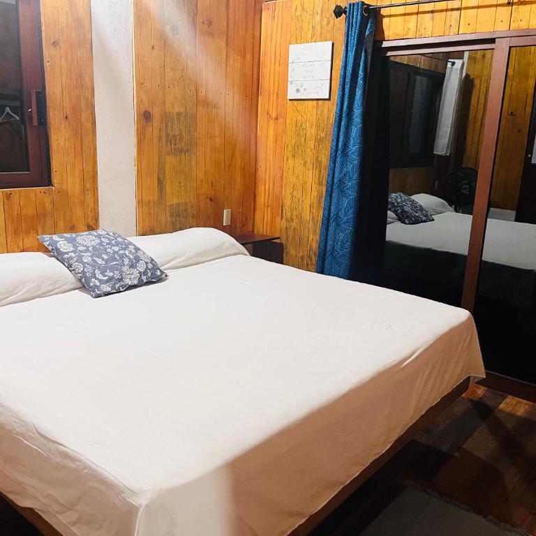Blue House - Habitación Deluxe con cama extragrande - 11