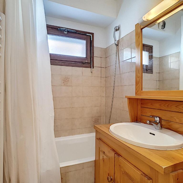Appartement à La Clusaz, 6 pers, WIFI, Animaux admis, Parking - FR-1-818-41 - Apartment - 7