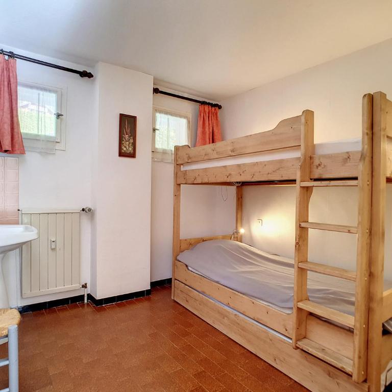 Charmant Appartement à La Clusaz pour 5 Pers. - FR-1-818-57 - Appartement - 6