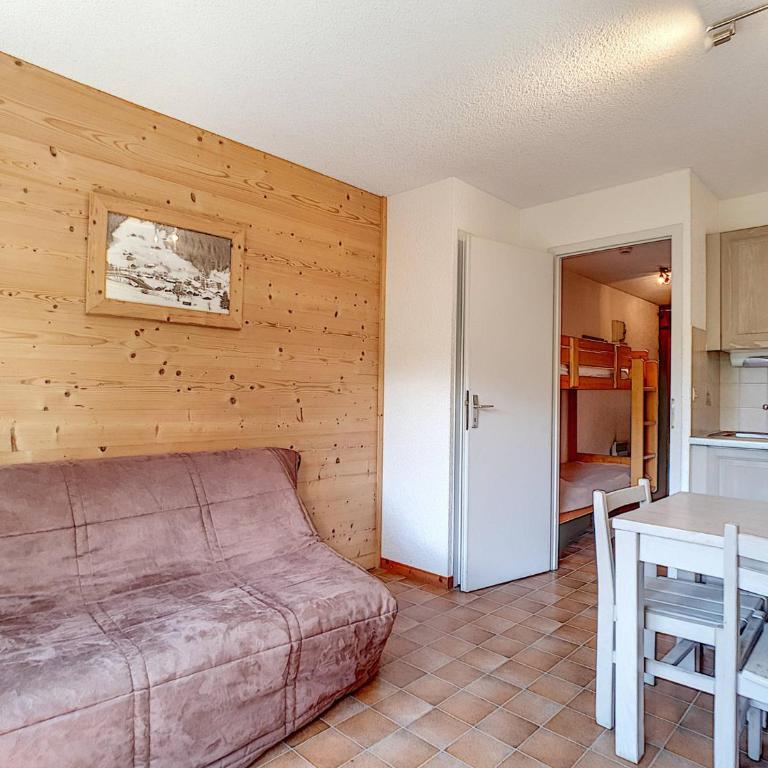 Appartement 6 pers, balcon sud, wifi, animaux admis, parking, La Clusaz - FR-1-818-89 - Apartment - 2