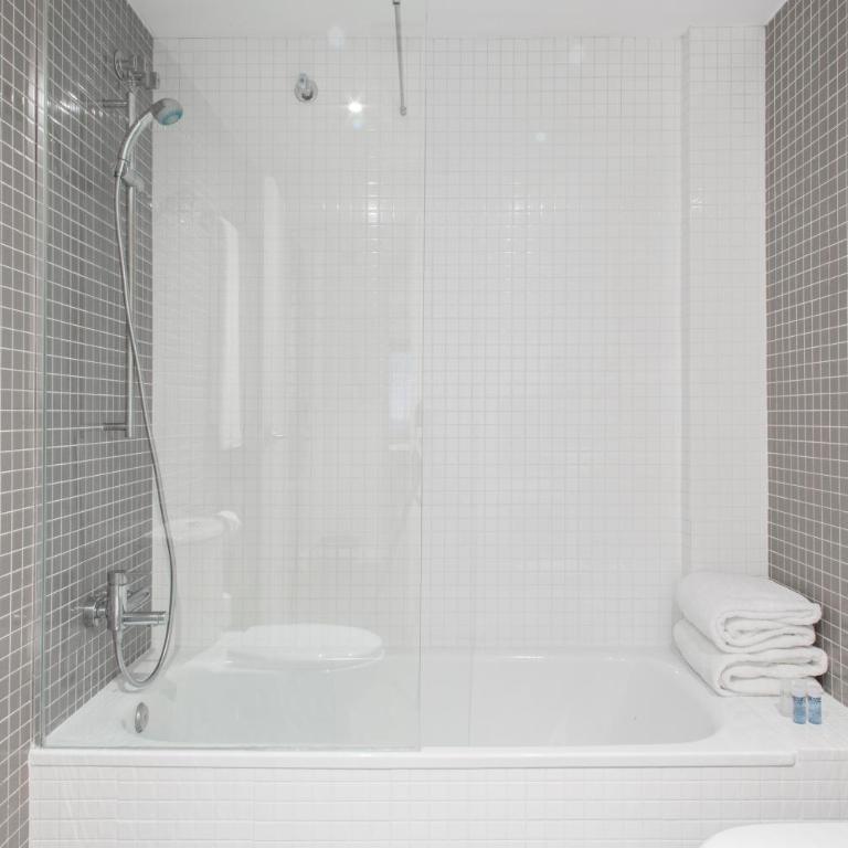 Barcelona Apartment Aramunt - Executive Studio (4 Adults) - 5