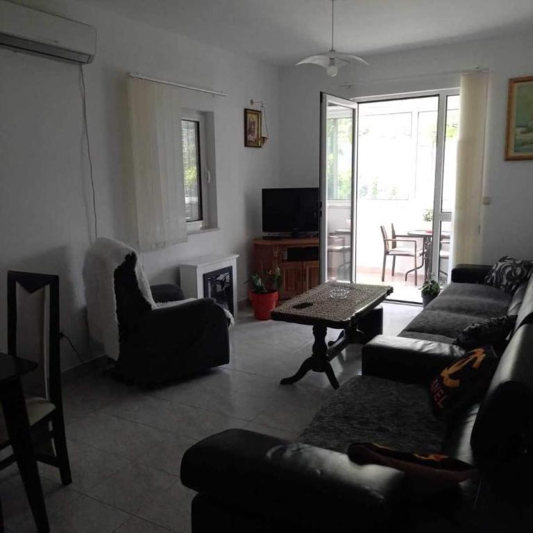 Milovic - Apartman sa 2 Spavaće Sobe - 2