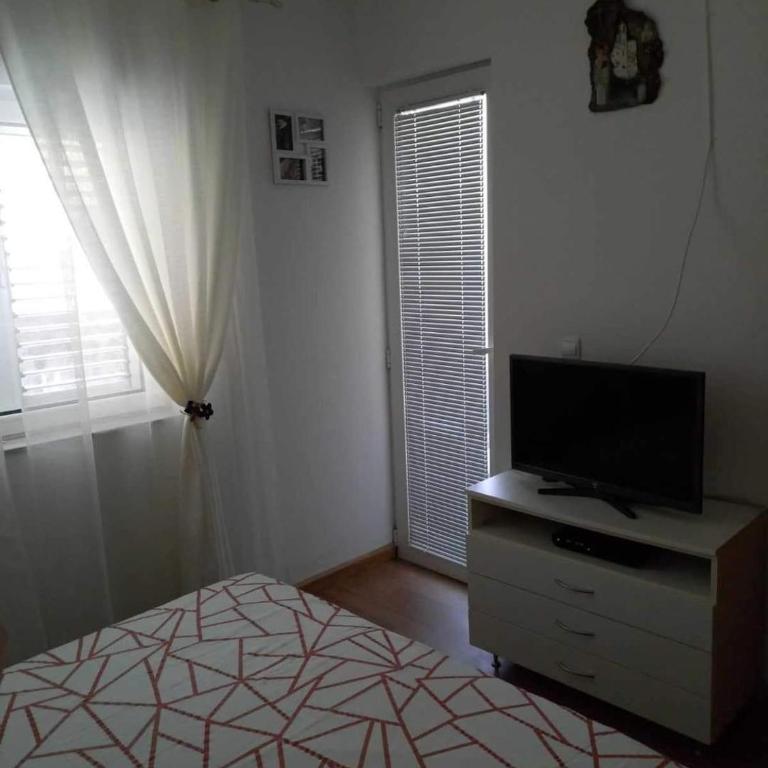 Milovic - Apartman sa 2 Spavaće Sobe - 5