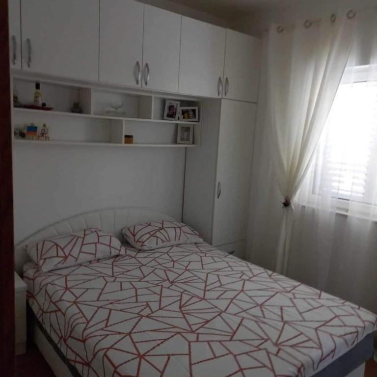 Milovic - Apartman sa 2 Spavaće Sobe - 9