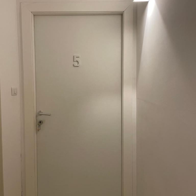 100 PASSI al Massimo - Camera Deluxe (2 Adulti + 1 Bambino) - 2