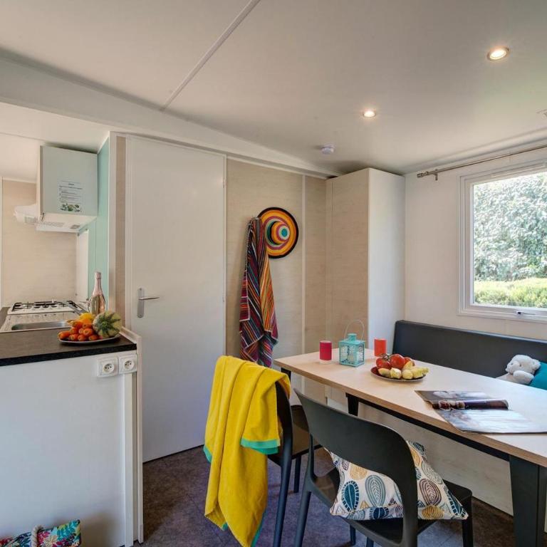 Camping L'Île d'Offard - Premium Homeflower with Air conditioning (4 Adults) - 3