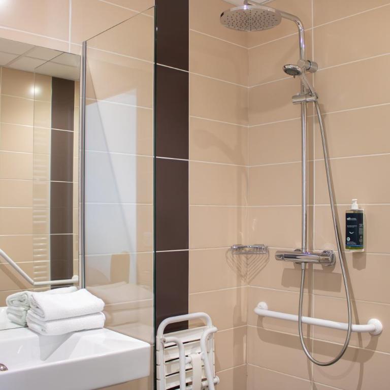 Brit Hotel Dieppe - Chambre Double - Accessible aux Personnes à Mobilité Réduite - 6