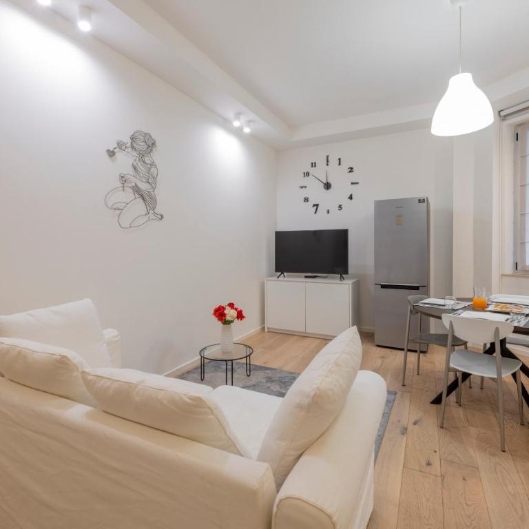 Longhena, 7 – Total white apartment - Appartamento con 1 Camera da Letto - 2