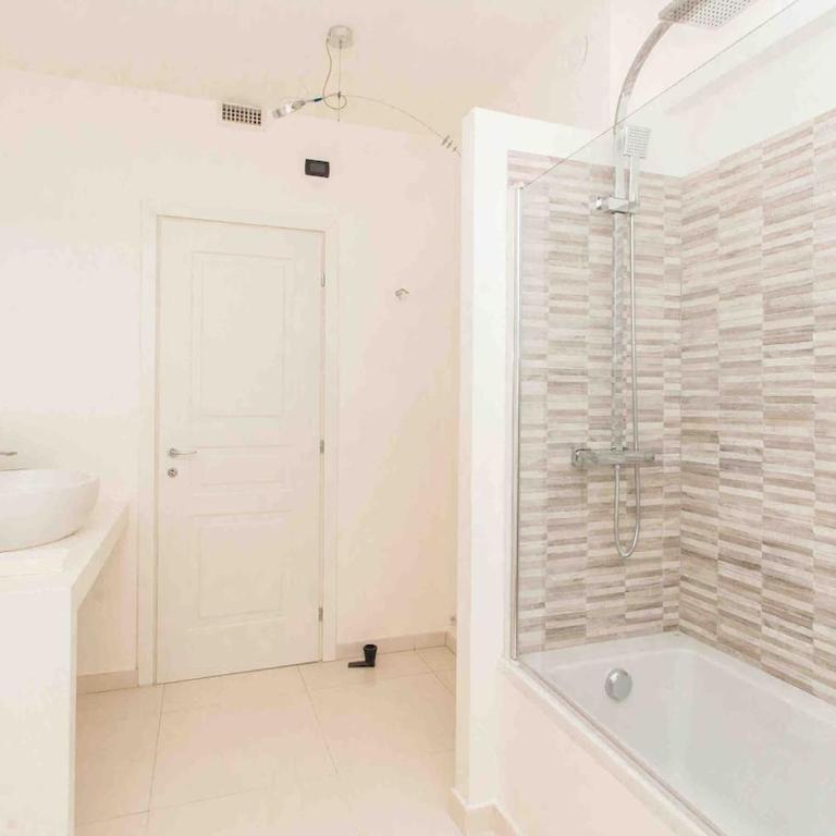 Luxury City Retreat with Breathtaking View - Appartamento con 1 Camera da Letto - 4