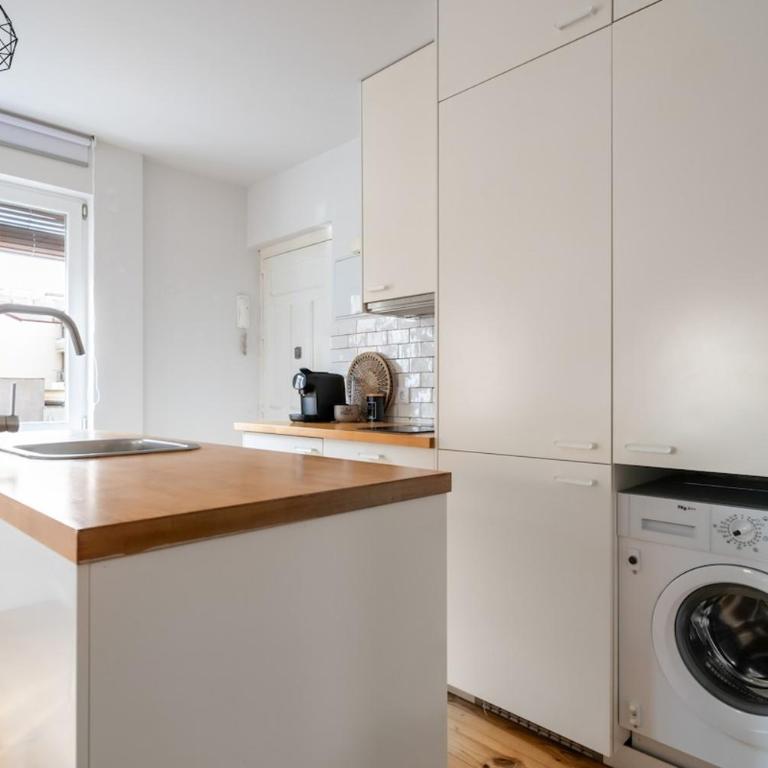 Nice and bright apartment in Puerta del Ángel - Cabello - Two-Bedroom Apartment - 4