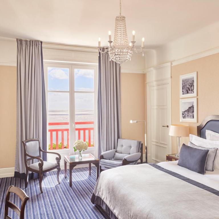 Hôtel Barrière L'Hermitage - Chambre Double Prestige avec Vue sur Mer - 3