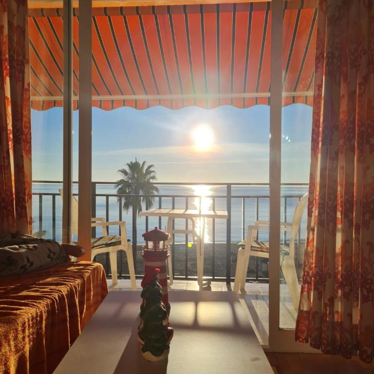 Fuengirola center beachfront Yate - Apartamento de 1 dormitorio - 7