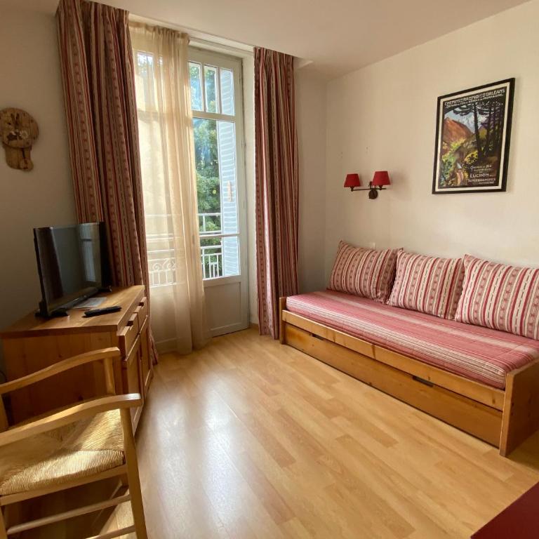 Les Oursons, Résidence Val de Jade, Beau T3 meublé, plein centre, Wifi, Ascenseur - Appartamento - 2