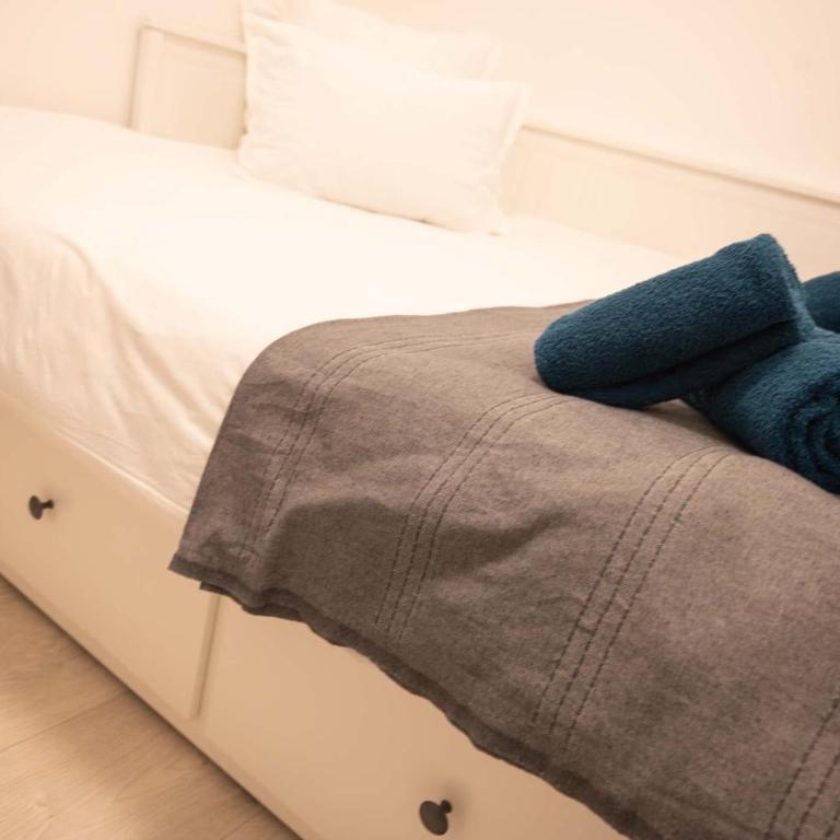 Loustalot - Appartement lumineux 3 chambres - Parking Gratuit - Appartement 3 Chambres - 24