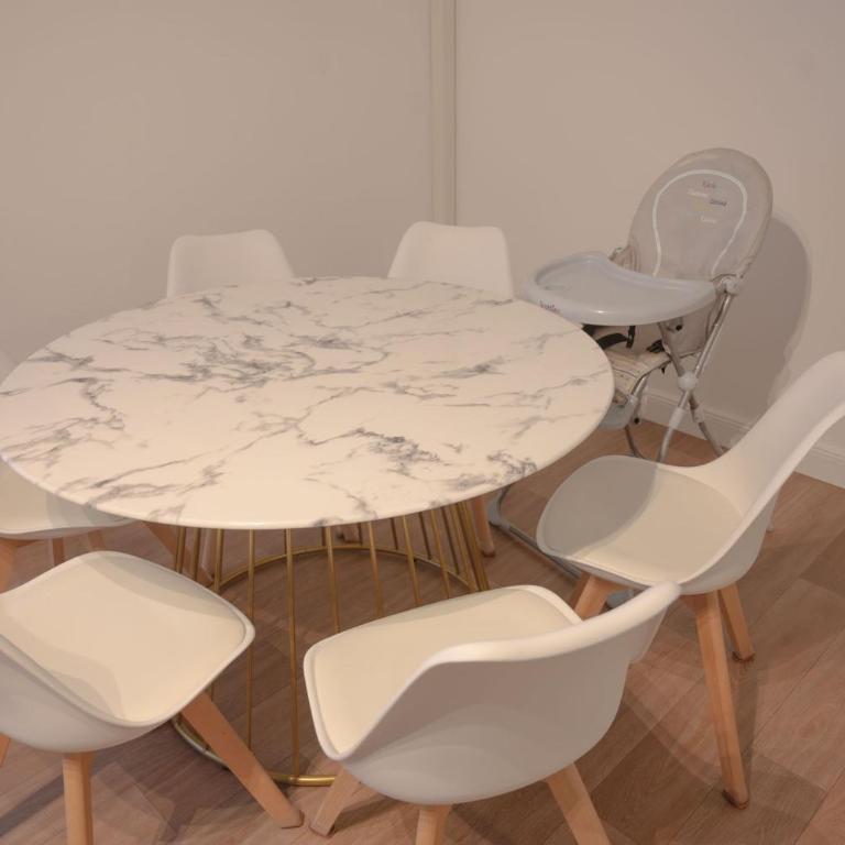 Loustalot - Appartement lumineux 3 chambres - Parking Gratuit - Appartement 3 Chambres - 15