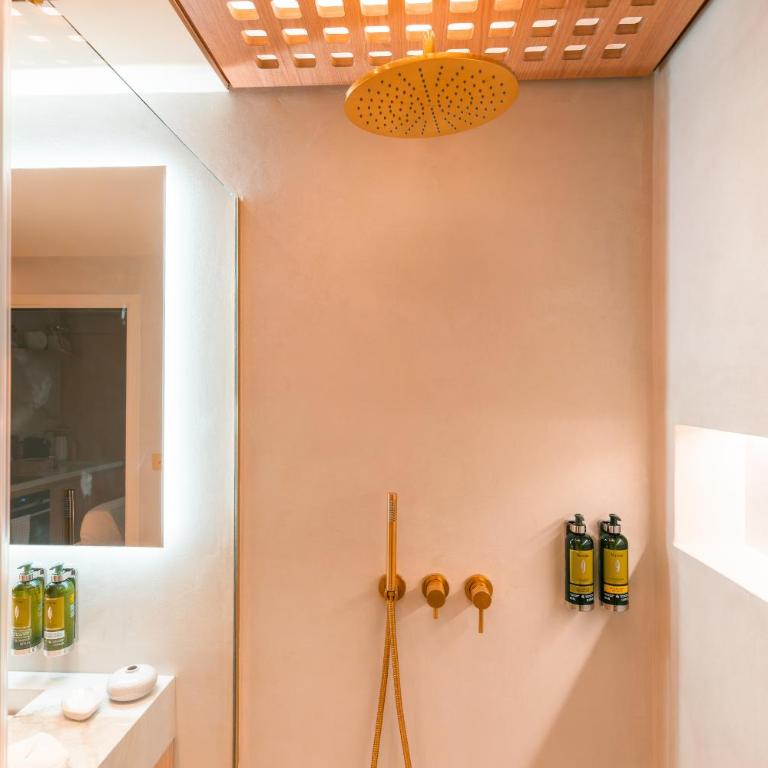 Maison Galante Apartments - Quai de Rive Neuve - Deluxe Studio - 10