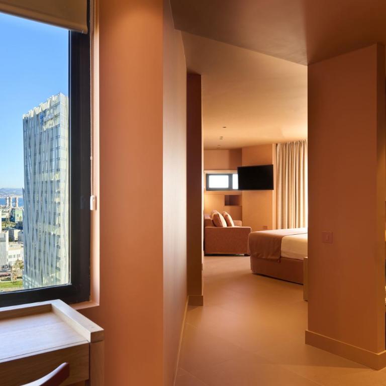 Barcelona Princess - Family Room - 2