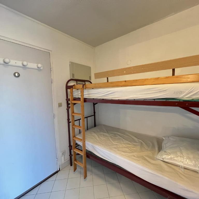 Sol-y-Days Hermes, Charmant studio cabine au calme - Studio Apartment - 10