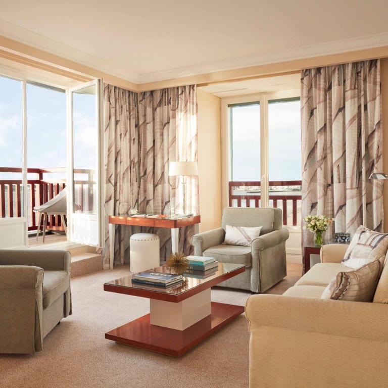 Hôtel Barrière L'Hermitage - Suite Junior Prestige - Vue sur Mer - 4
