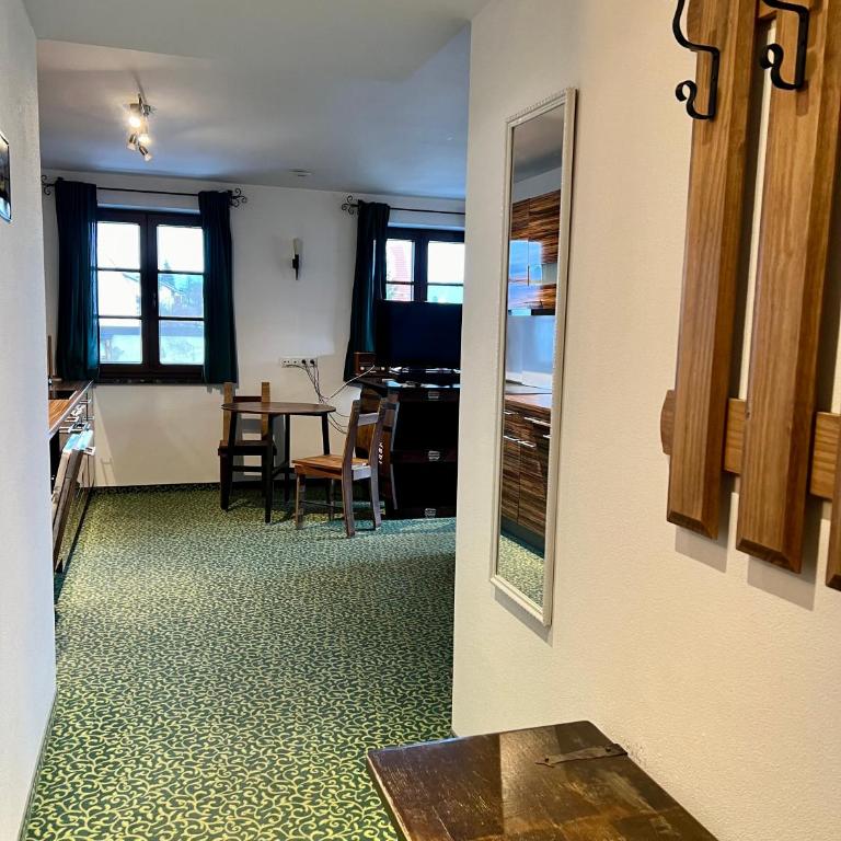 Vitusfort Urlaub im Allgäu - Ferienwohnungen & Themenzimmer in Hopfen am See - Studio Apartment "Irish Whisky" - 5