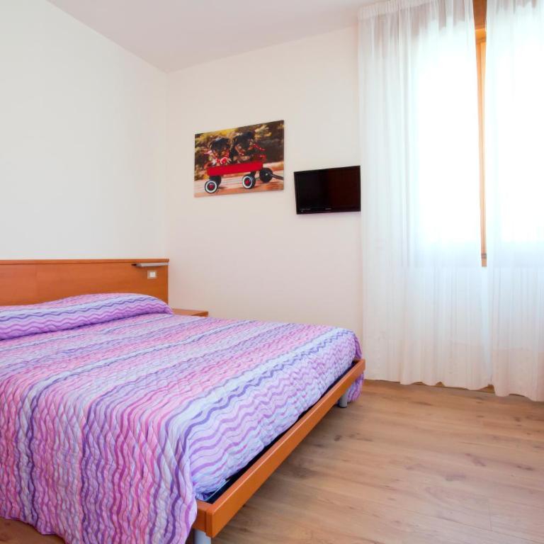 Residence Rizzante primo piano - Appartamento con 2 Camere da Letto - 4