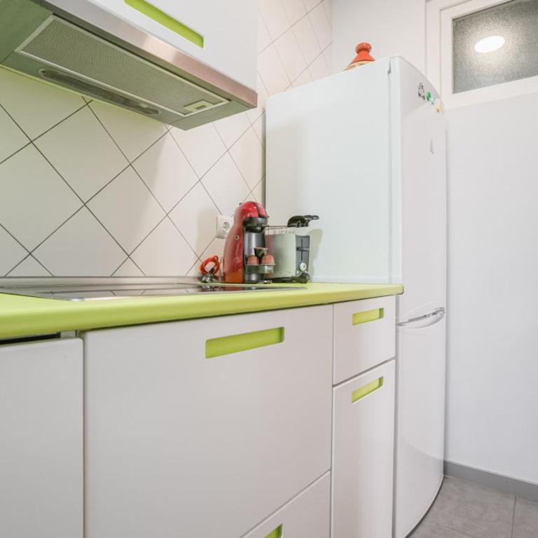 Bright cozy 2BD - OPERA area - Two-Bedroom Apartment - 13