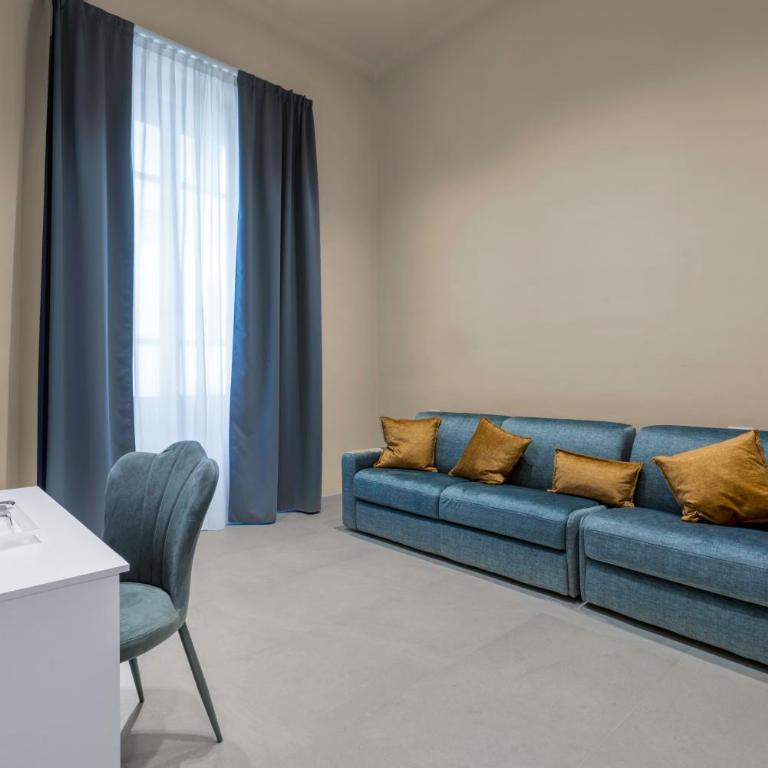 B&B Le Stanze del Duomo - Camera Familiare (2 Adulti + 2 Bambini) - 1