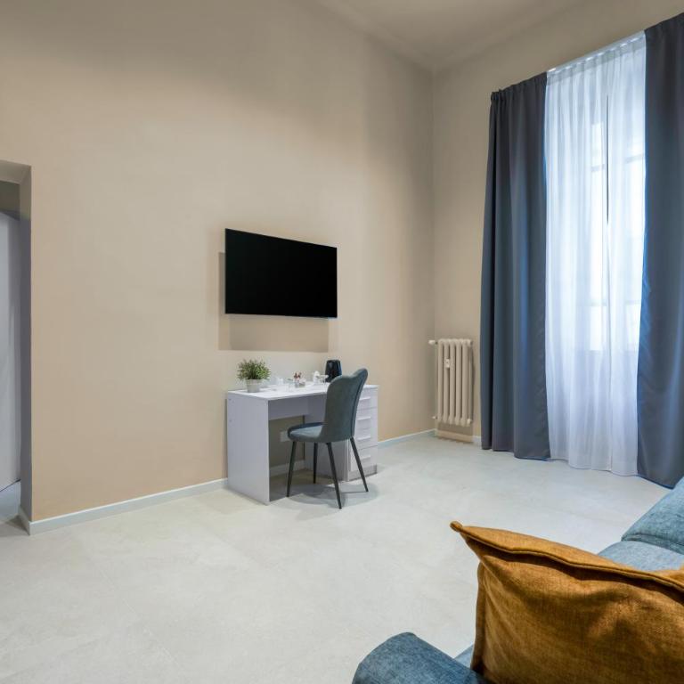 B&B Le Stanze del Duomo - Camera Familiare (2 Adulti + 2 Bambini) - 7
