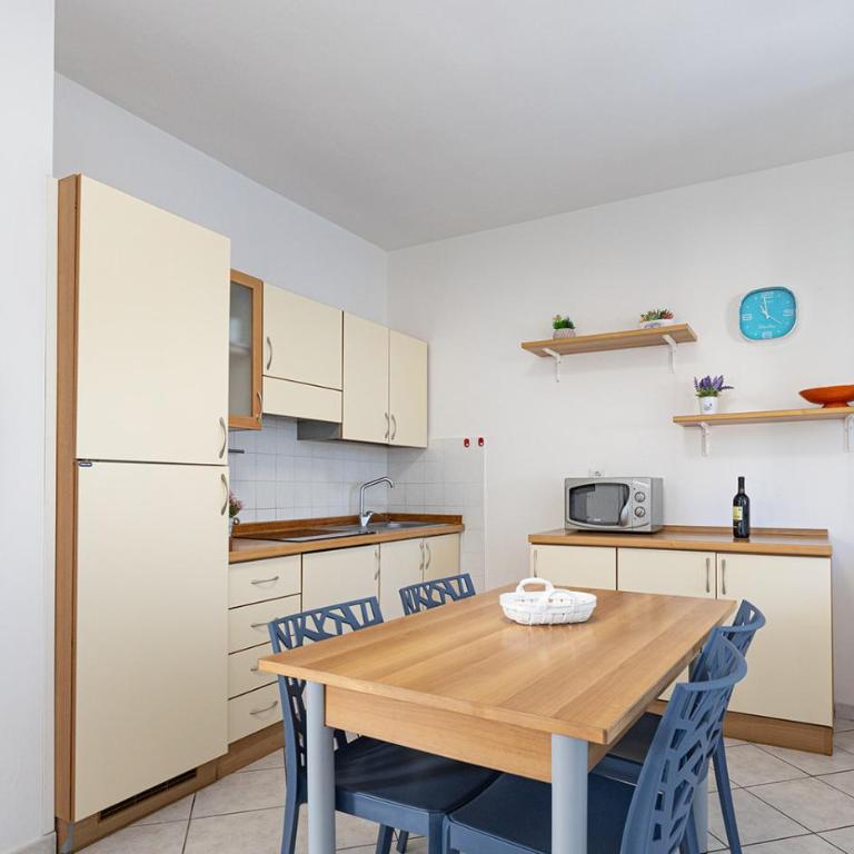 Le Due Palme - Appartamento con 2 Camere da Letto - 7