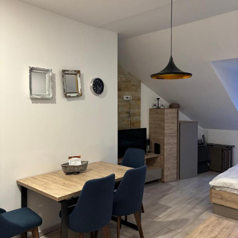 Kopaonik Apartmani Milmari - Katic - King Studio with Sofa Bed - 8
