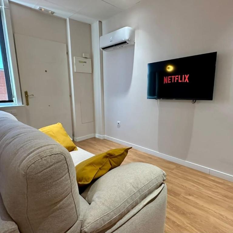 Apartamentos Noviembre - Deluxe One-Bedroom Apartment with City View - 37