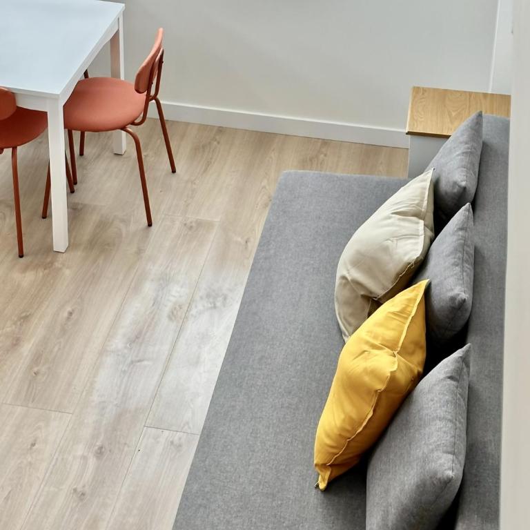 Apartamentos Noviembre - One-bedroom Loft Apartment - 1