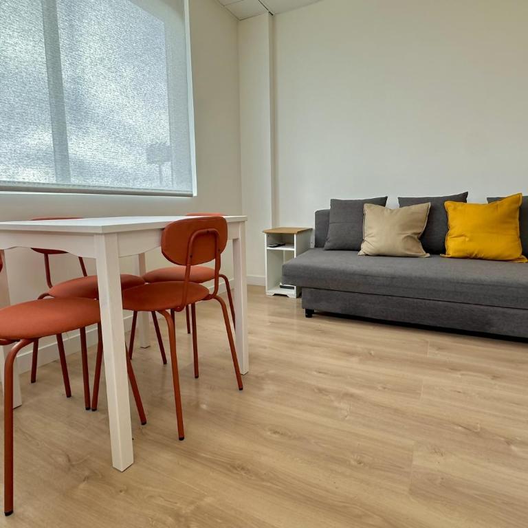 Apartamentos Noviembre - One-bedroom Loft Apartment - 2