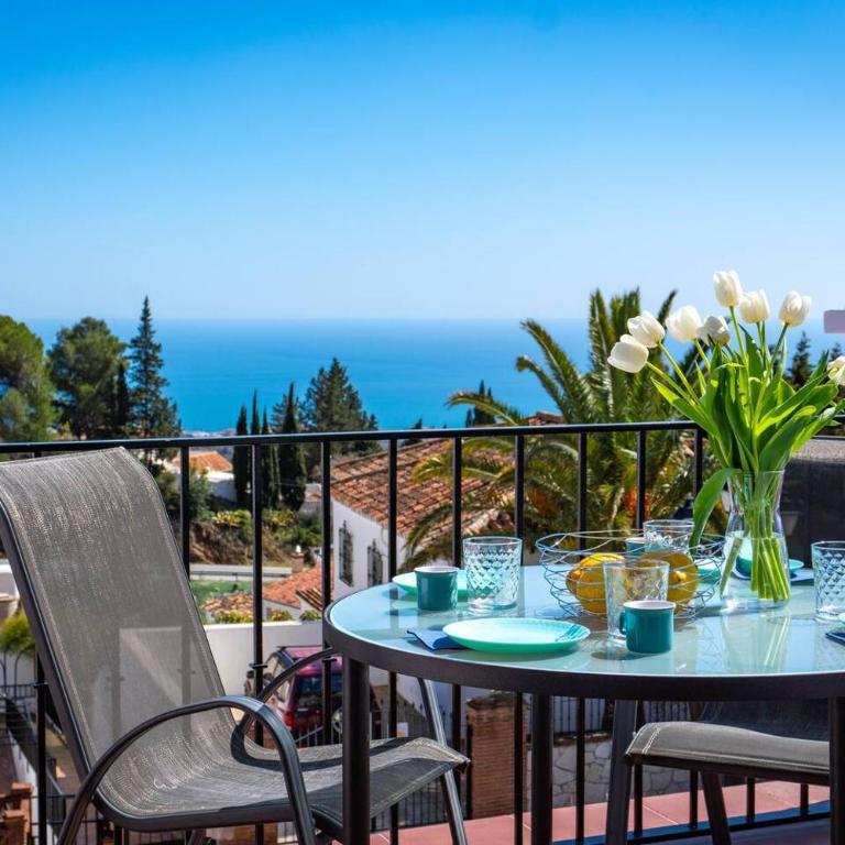 Idyllic Townhouse with Scenic Views Mijas Pueblo - Apartamento con vistas al mar - 1
