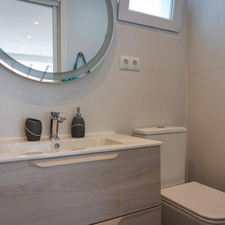 Chic Beach House 2 in Benalmadena by El Trocader - Apartamento con terraza - 17