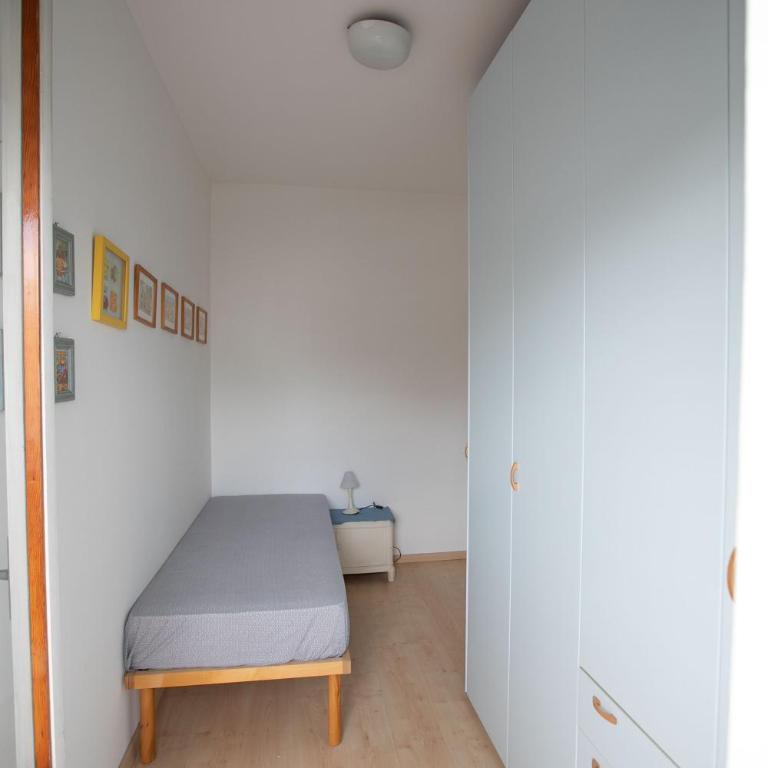 Seaside Apartment - vista mare e posto auto - Three-Bedroom Apartment - 10