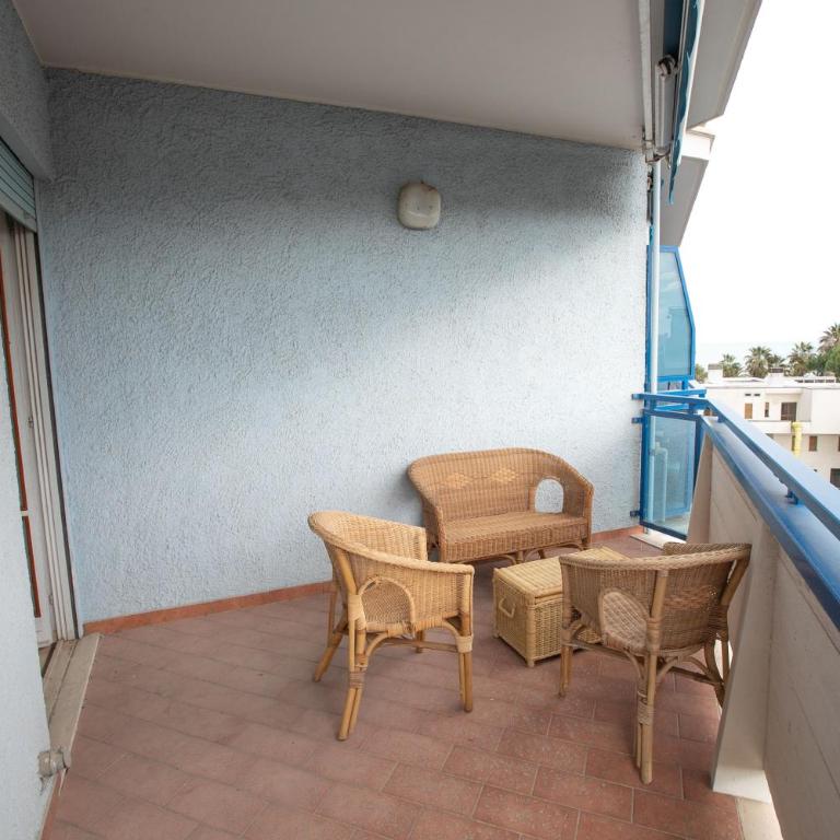 Seaside Apartment - vista mare e posto auto - Three-Bedroom Apartment - 12