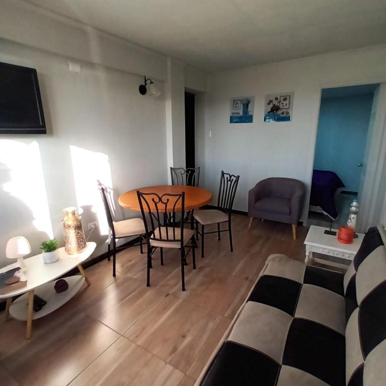 Departamento Playa Corsarios Full equipado frente al Mar - Two-Bedroom Apartment - 1