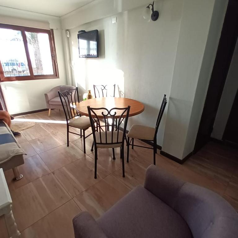 Departamento Playa Corsarios Full equipado frente al Mar - Two-Bedroom Apartment - 9
