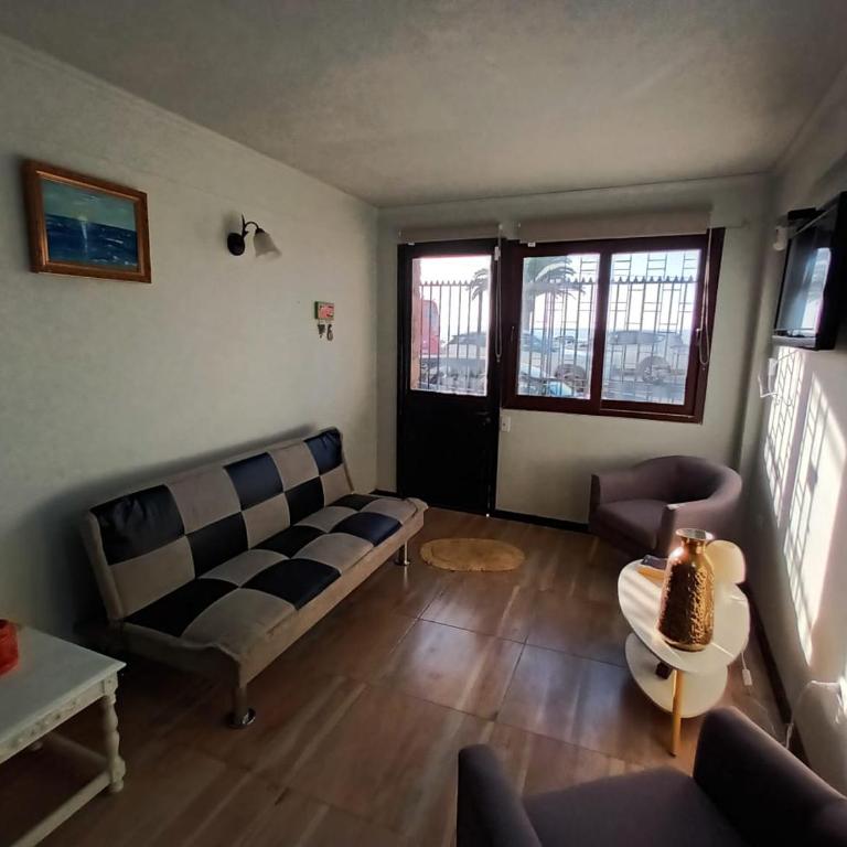 Departamento Playa Corsarios Full equipado frente al Mar - Two-Bedroom Apartment - 19