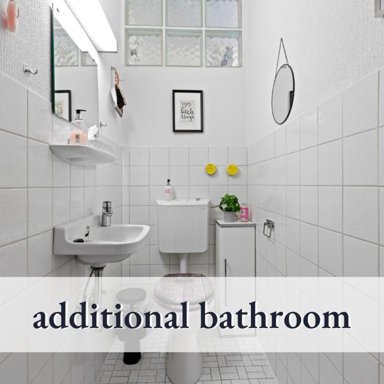 Hallo!-Apartments - Ideal für Geschäftsreisende, Monteure und Feriengäste - Premium Apartment with large terrace and separate bedroom – Nr.5 - 8